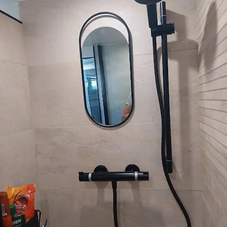 Appartement Paris-Eiffel, Bienvenue -Terrasse -Netflix à Pantin Extérieur photo